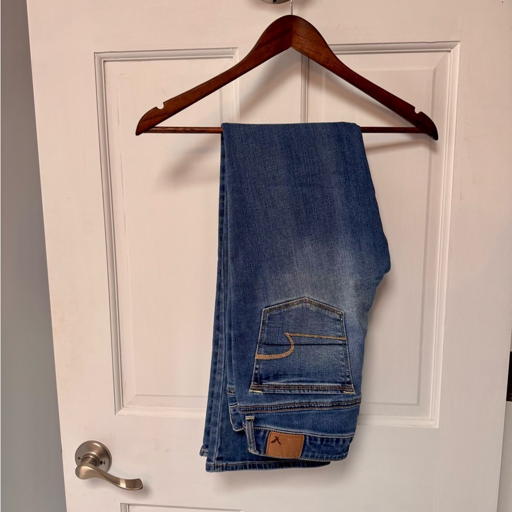 American Eagle Super Stretch Skinny Kick Jeans size 8